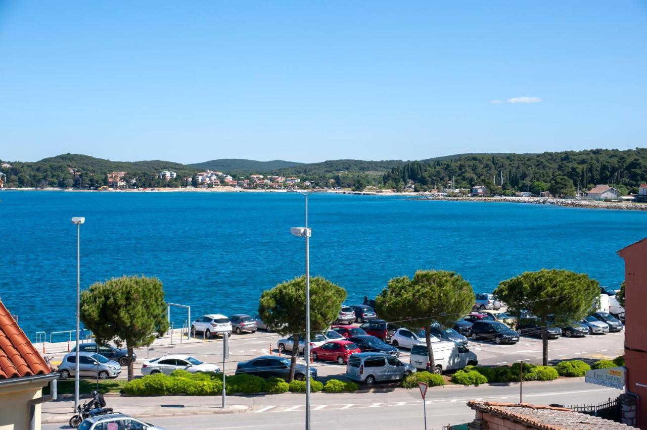 Casa Campus Apartment Rovinj Bagian luar foto